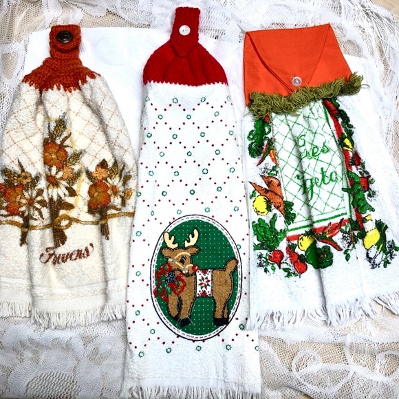 ***SOLD***3 pc Lot Crocheted/Hand Sewn Altered Kitchen Hanging Hand/Tea Towels - Picture 1 of 9